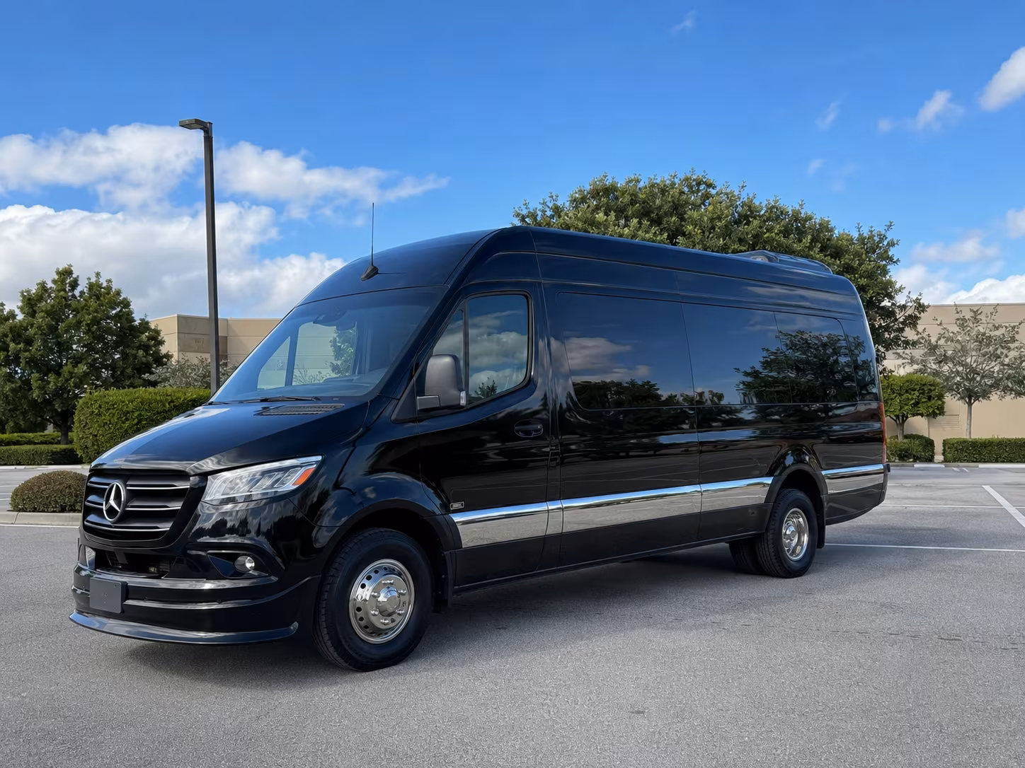 Kansas City Homecoming & Prom Party Bus Rentals